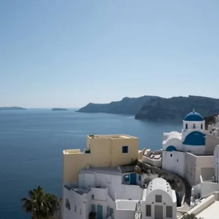 Gala -volcano View Apartment Oia (Santorini)